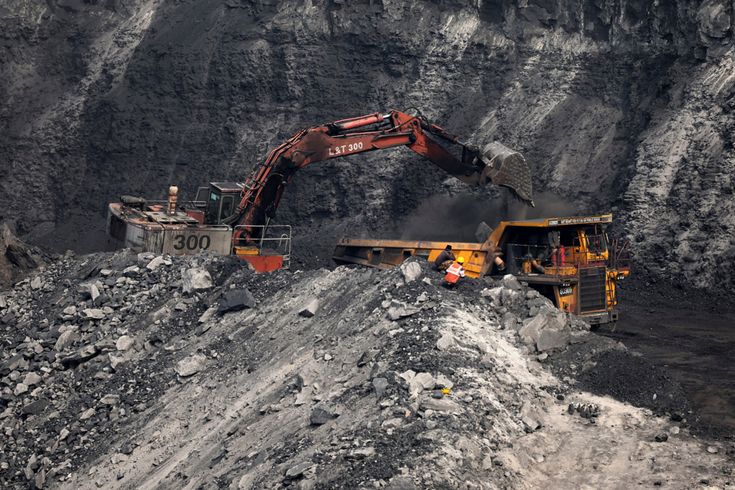 Consultant géologue BVK SARL sur site minier